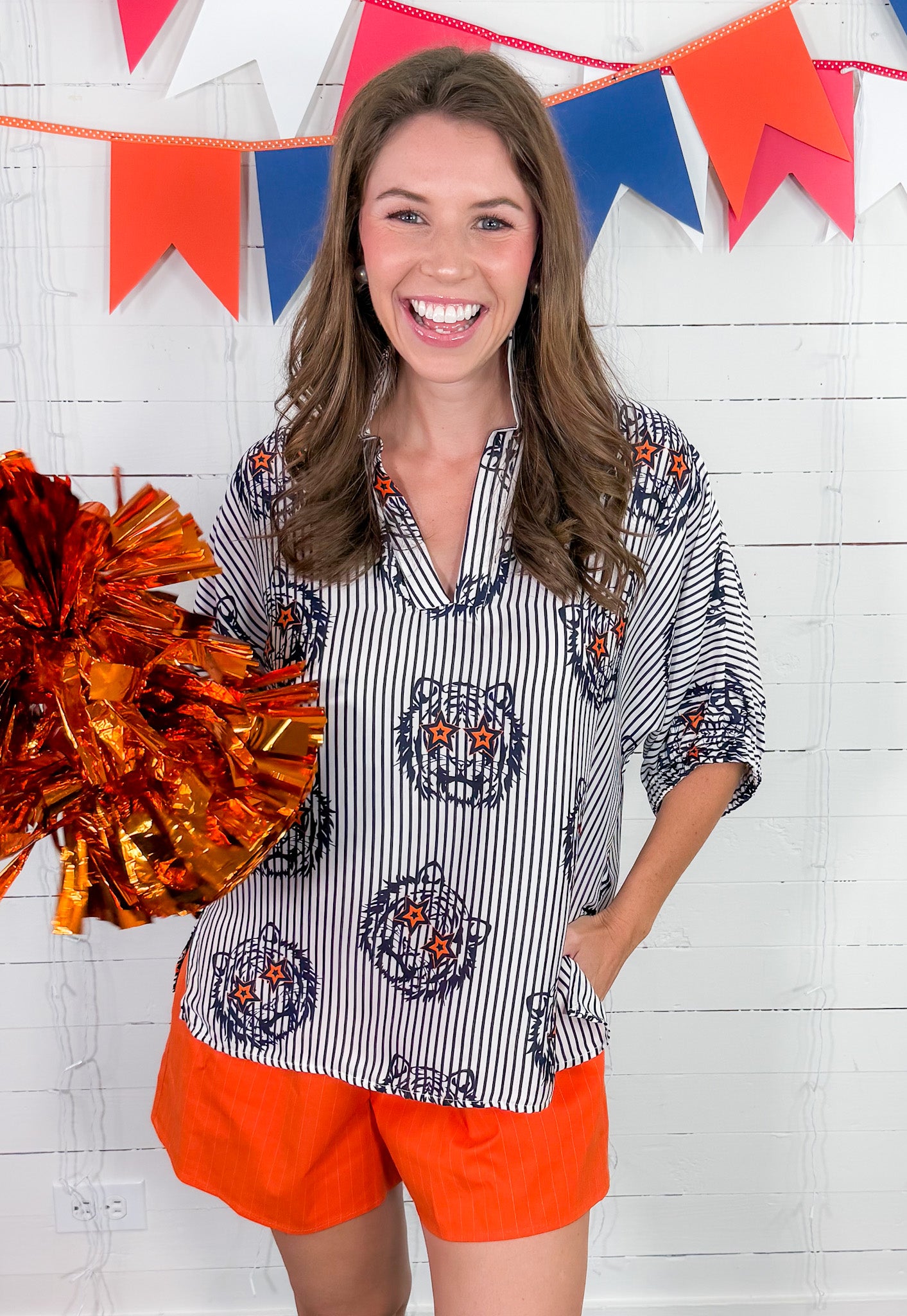 Sloan Navy Tiger Gaze Top Adrienne