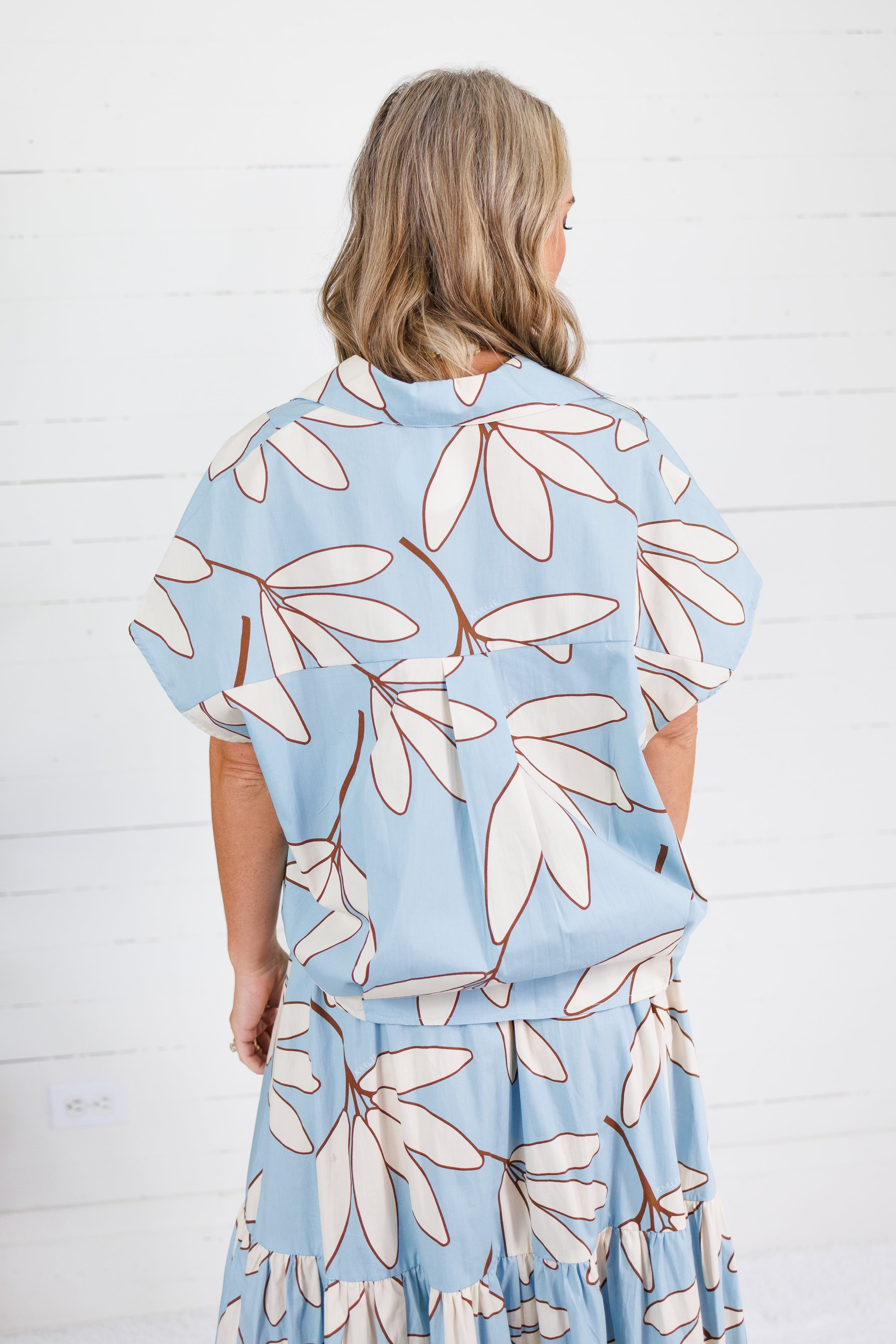 Sue Belle Blue Palm Top Karlie