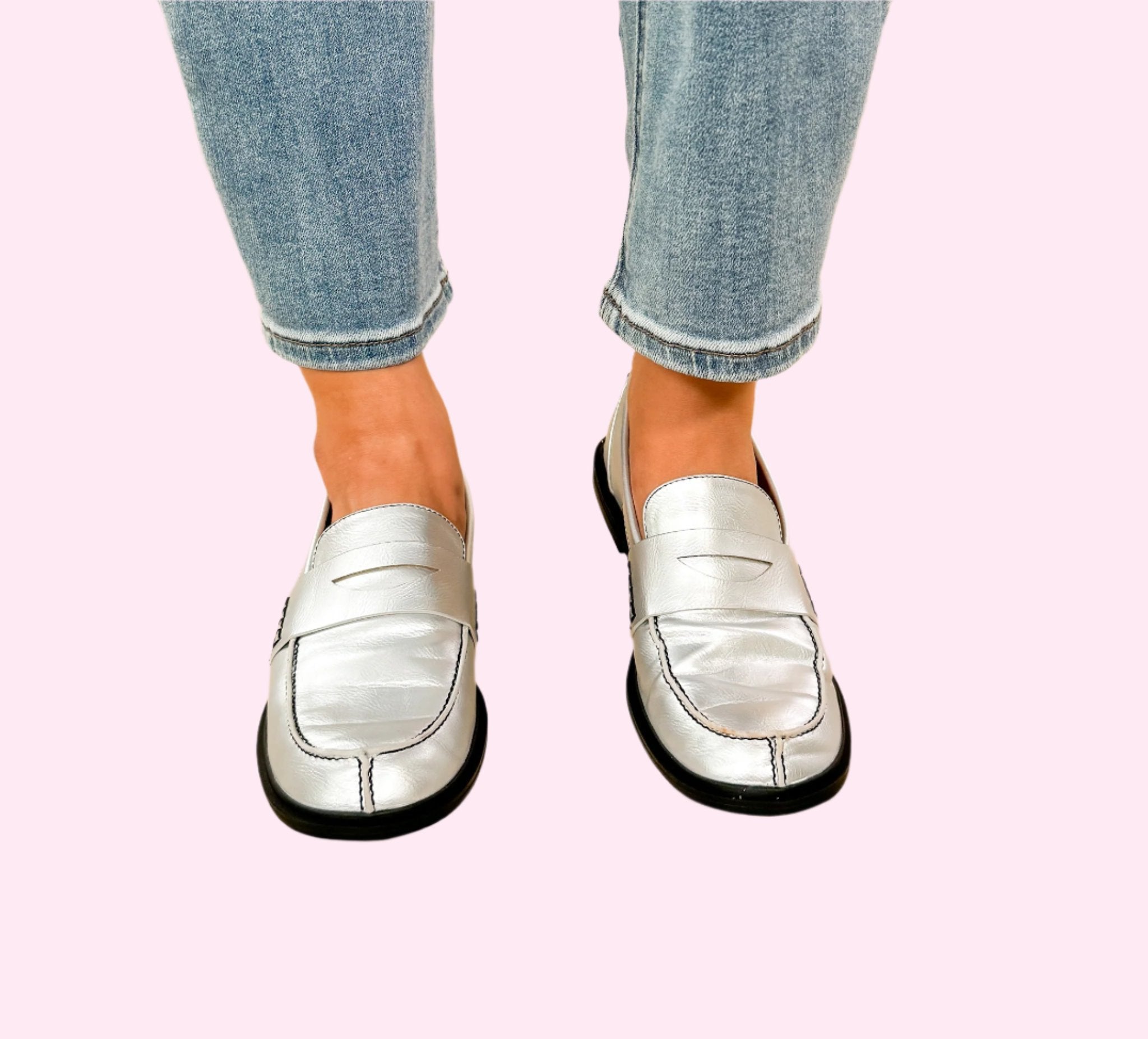 Temple_Silver_Loafer