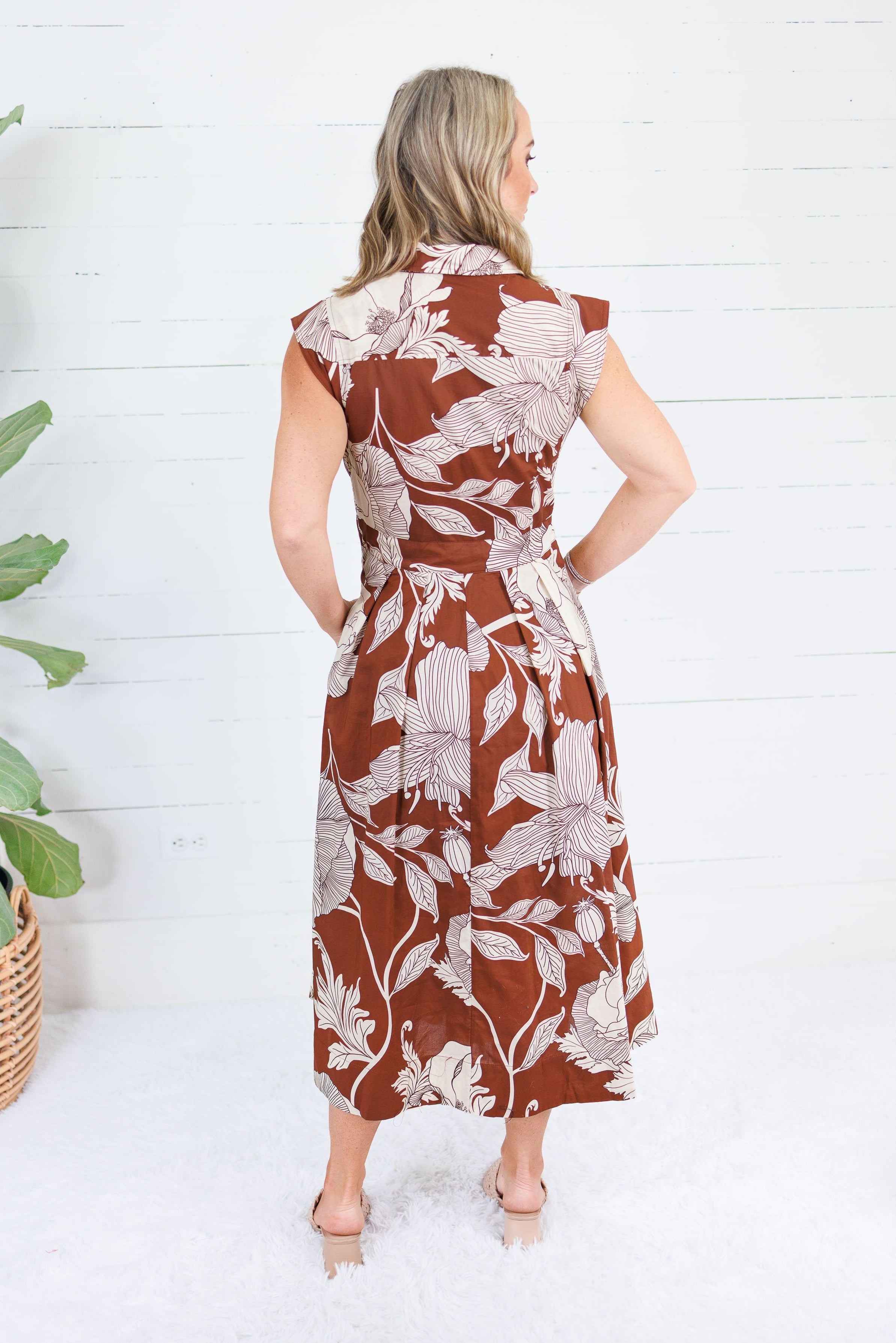 Tilly Brown Botanical Maxi Dress Entro