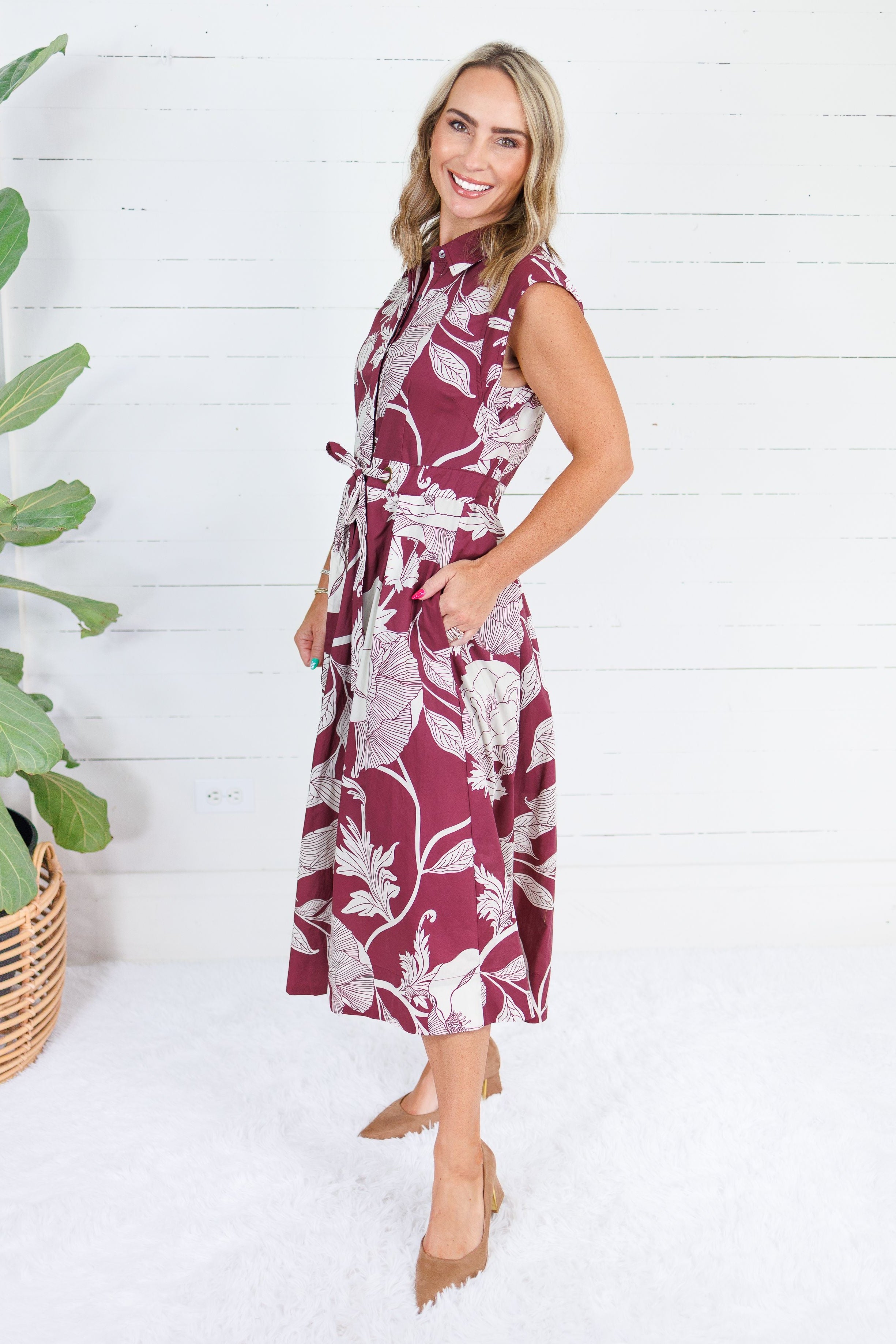 Tilly Wine Botanical Maxi Dress Entro