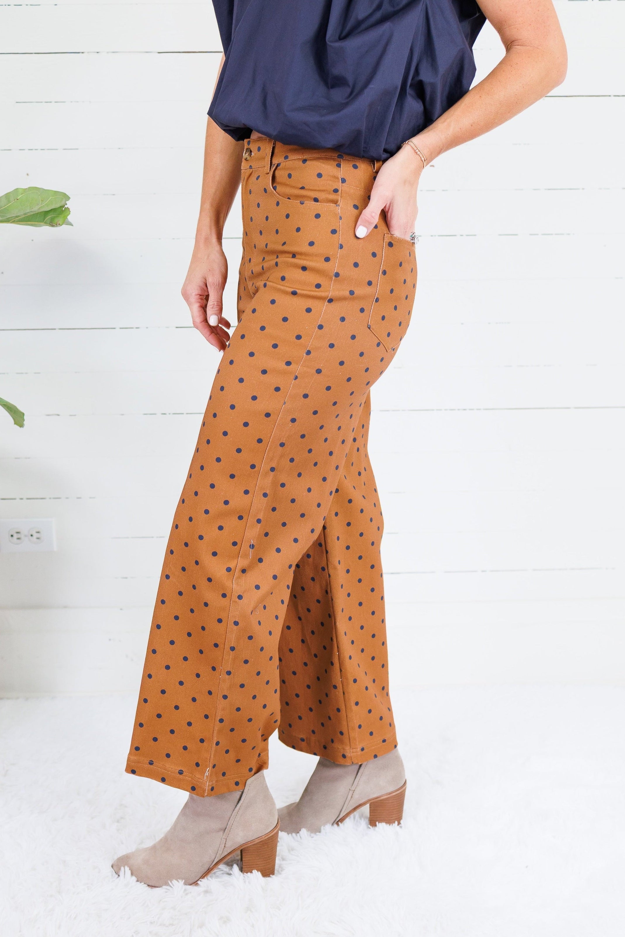 Virginia Cinnamon Dot Wide Leg Pants Entro