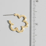 Wavy Wire Flower Gold Hoop Earrings