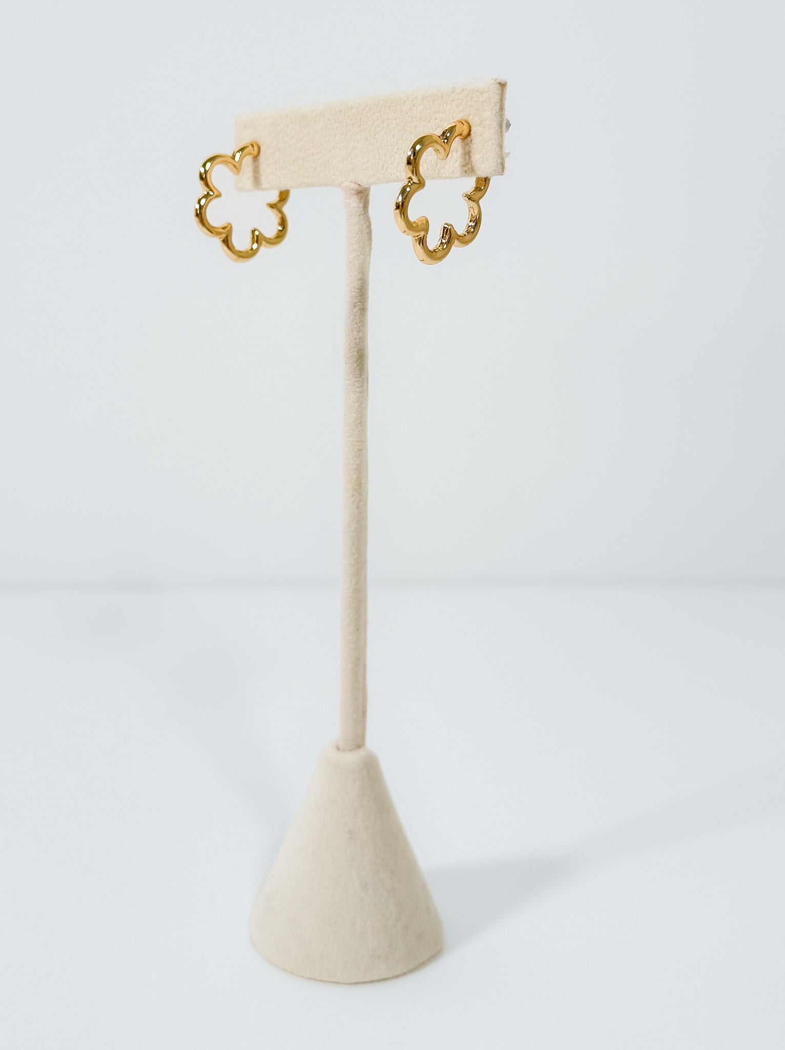 Wavy Wire Flower Gold Hoop Earrings