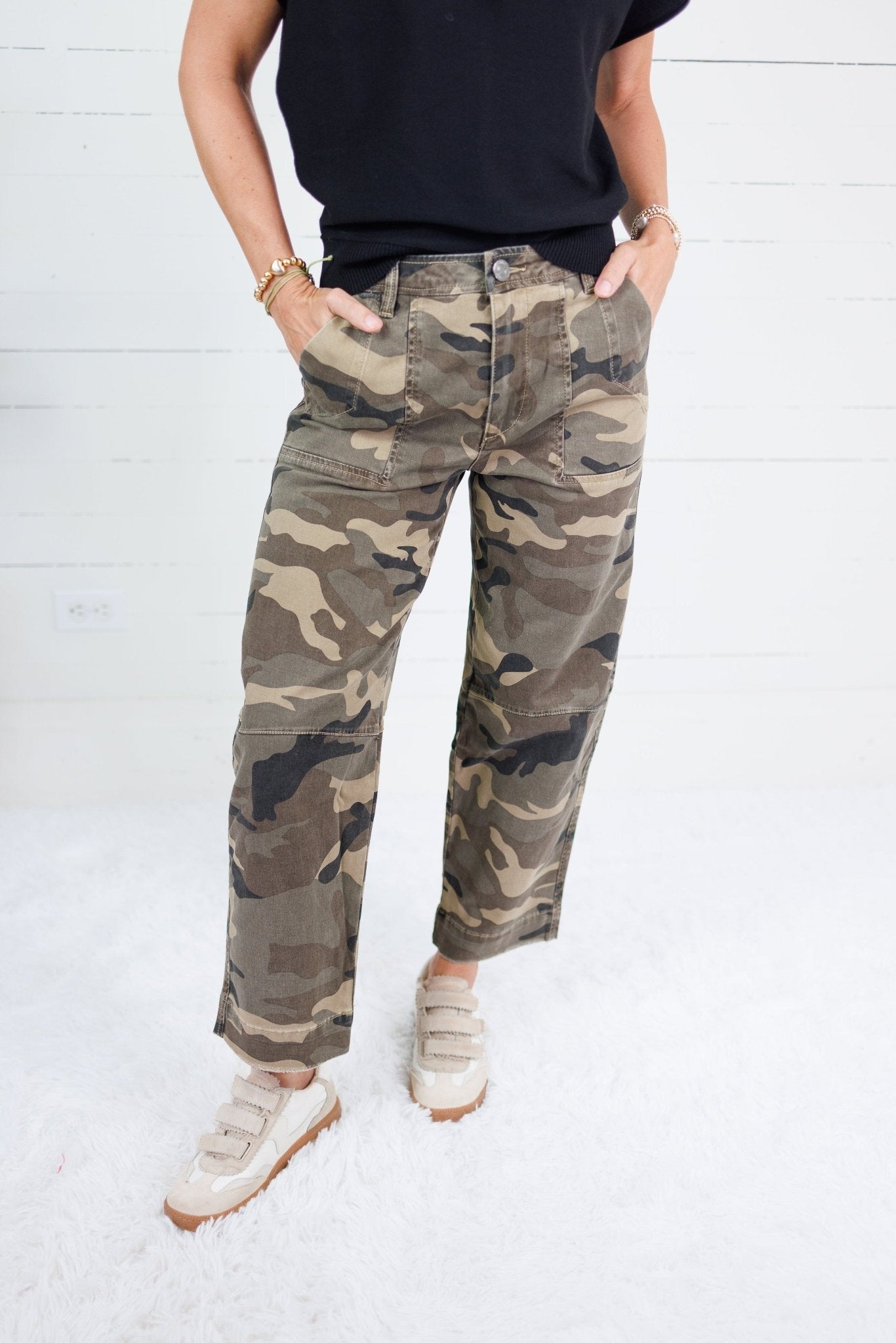 Ashton Camo Wide Leg Barrel Jean Kut