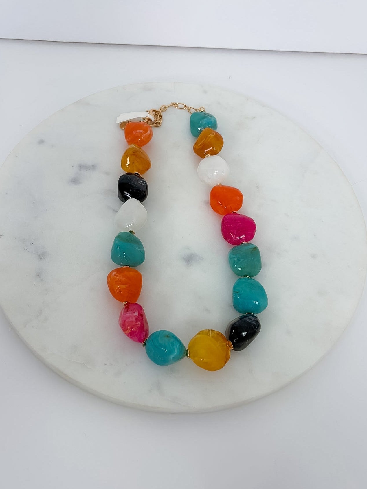 Barnes Irregular Shape Beaded Necklace Golden Stella