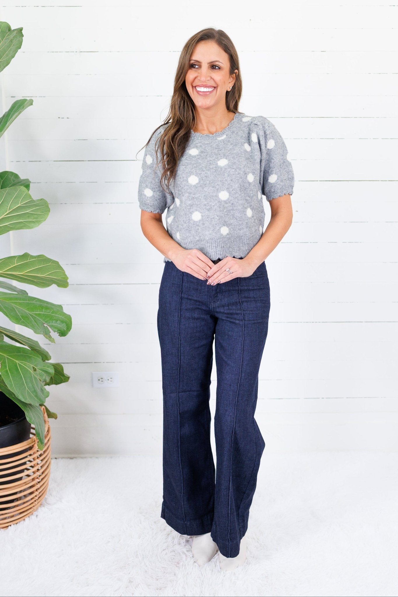 Cairo Grey Dottie Short Sleeve Sweater Entro