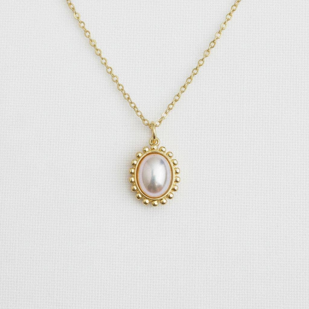 Chic Vintage Pearl Necklace - A3 Accessories - Jewelry - Clover + Bee