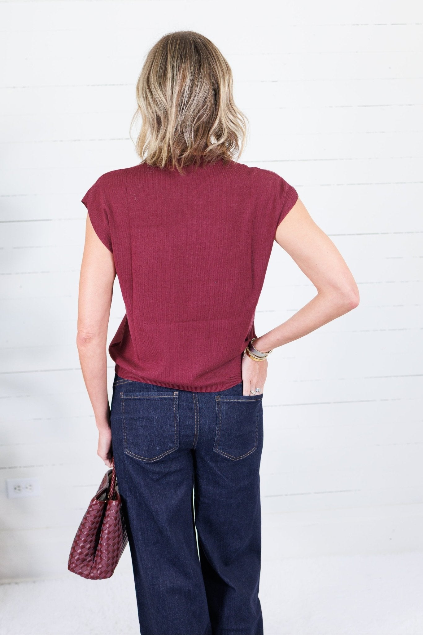 Clayton Red Brown Sleeveless Sweater Entro