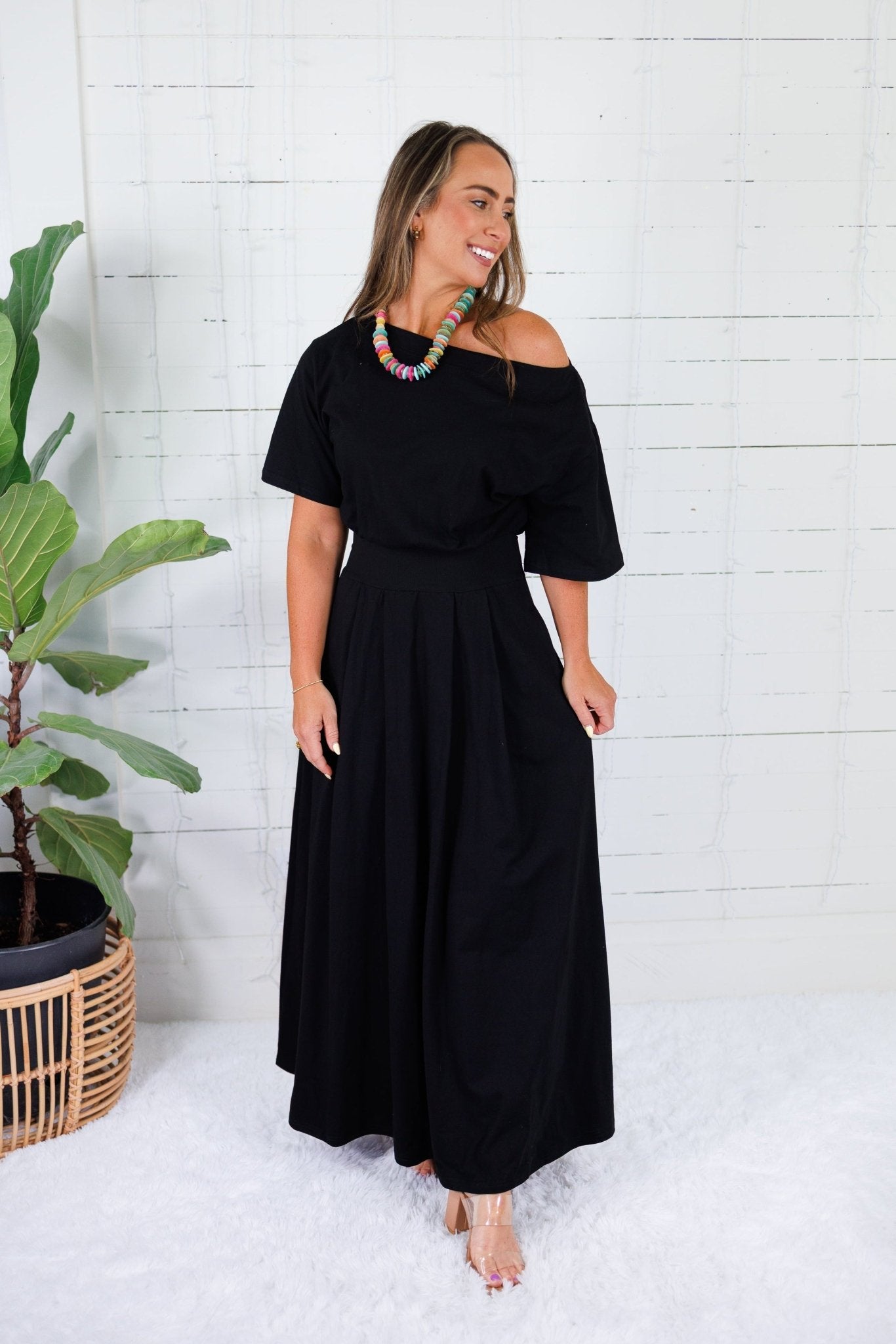 Cletus Black Boat Neck Cinched Waist Maxi Dress
