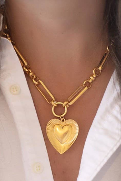 Etched Heart Chunky Gold Chain Necklace - A3 Accessories - Jewelry - Clover + Bee