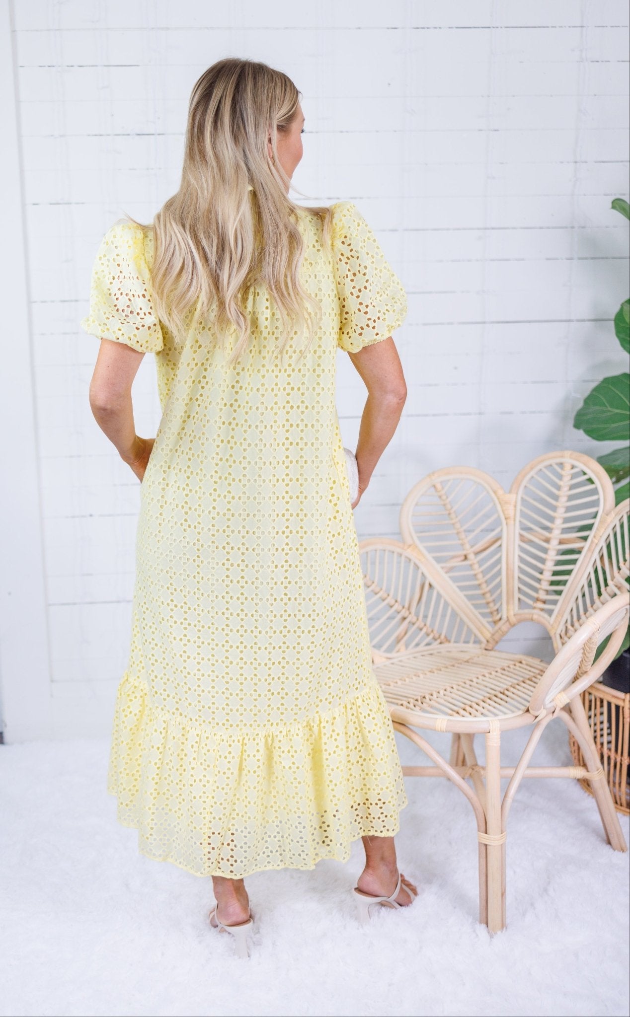 Evelyn Lemon Drop Eyelet Maxi Dress Entro