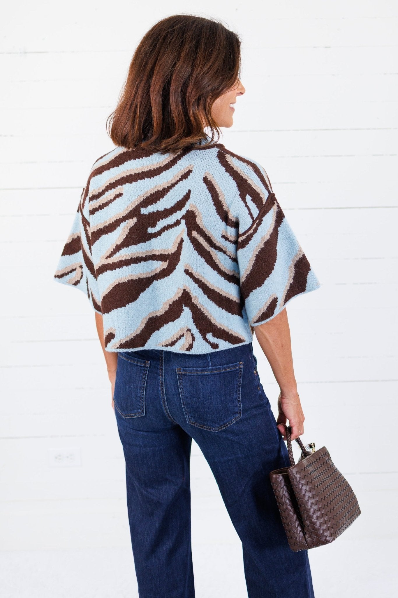 Eye Of The Tiger Blue Sweater Entro