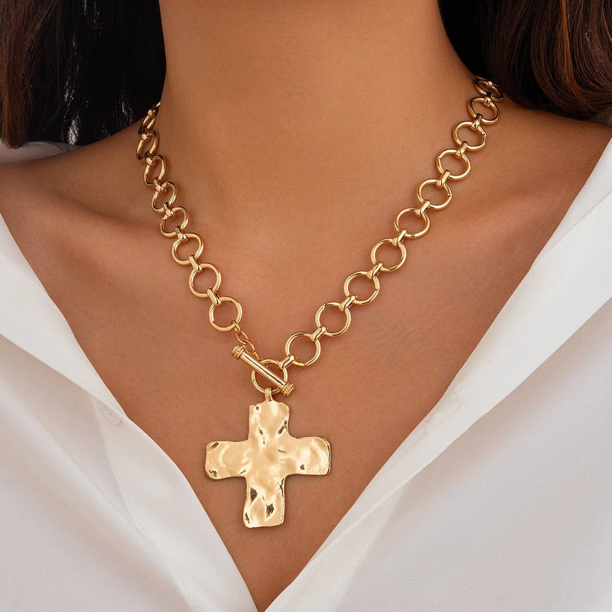 Hammered Gold Cross Front Toggle Necklace - A3 Accessories - Jewelry - Clover + Bee