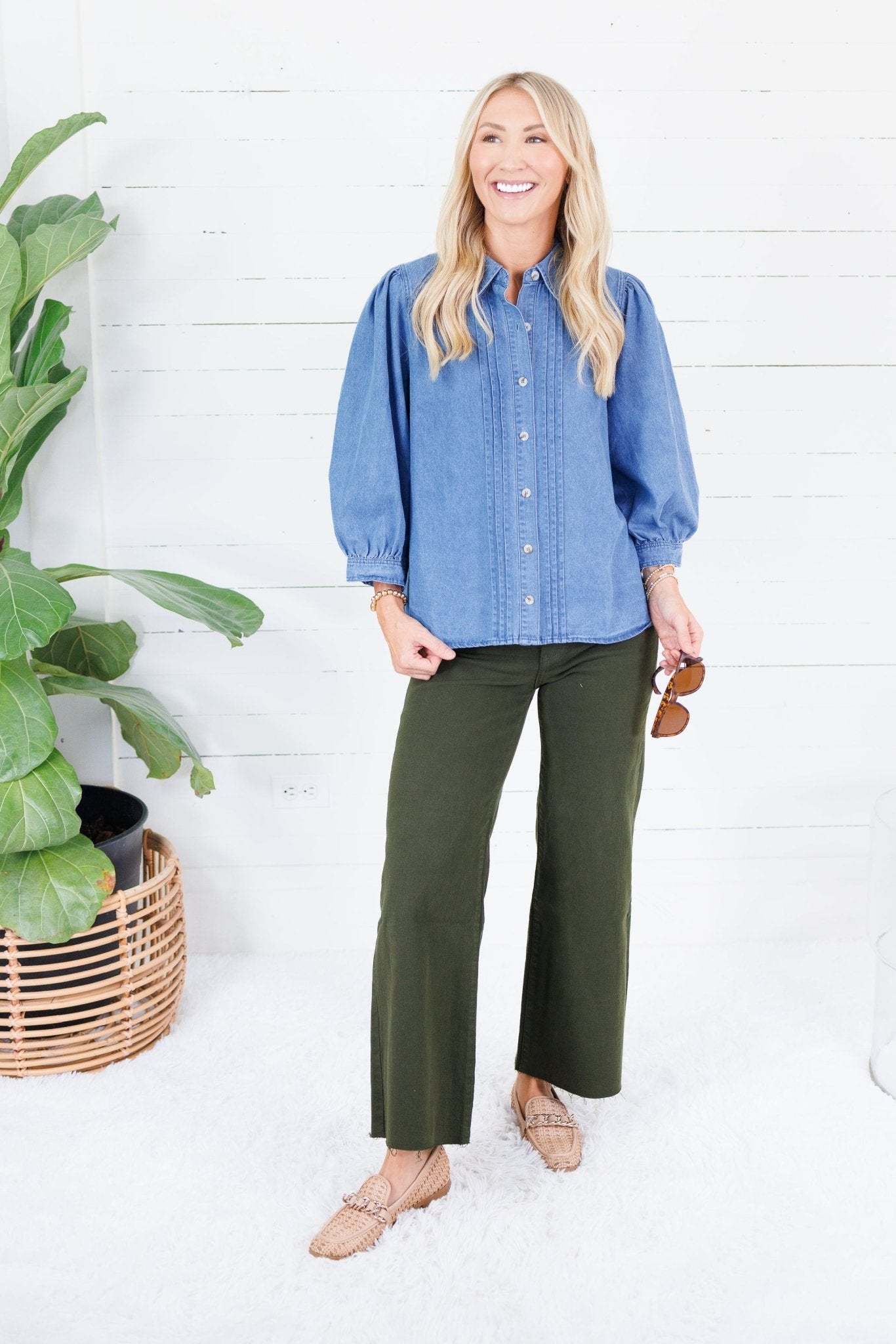 Janie Denim Tucks and Button Top Entro