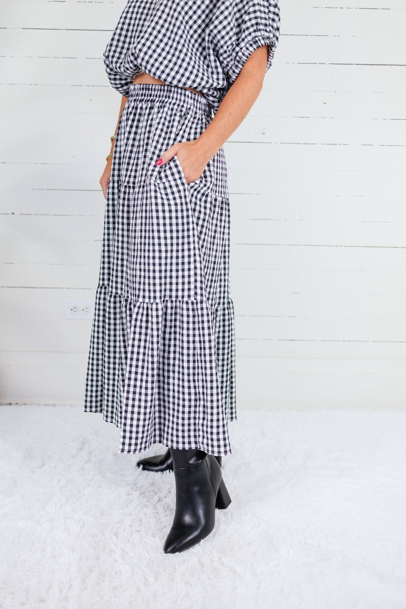 Jordan Black Gingham Maxi Skirt Entro