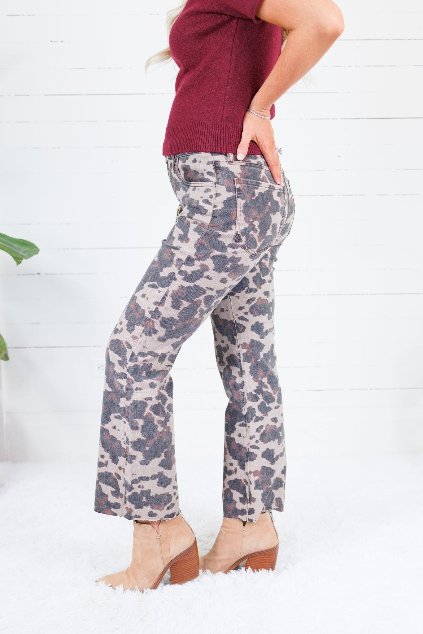 Kelsey Taupe Spotted High Rise Raw Hem Ankle Flare Jean Kut