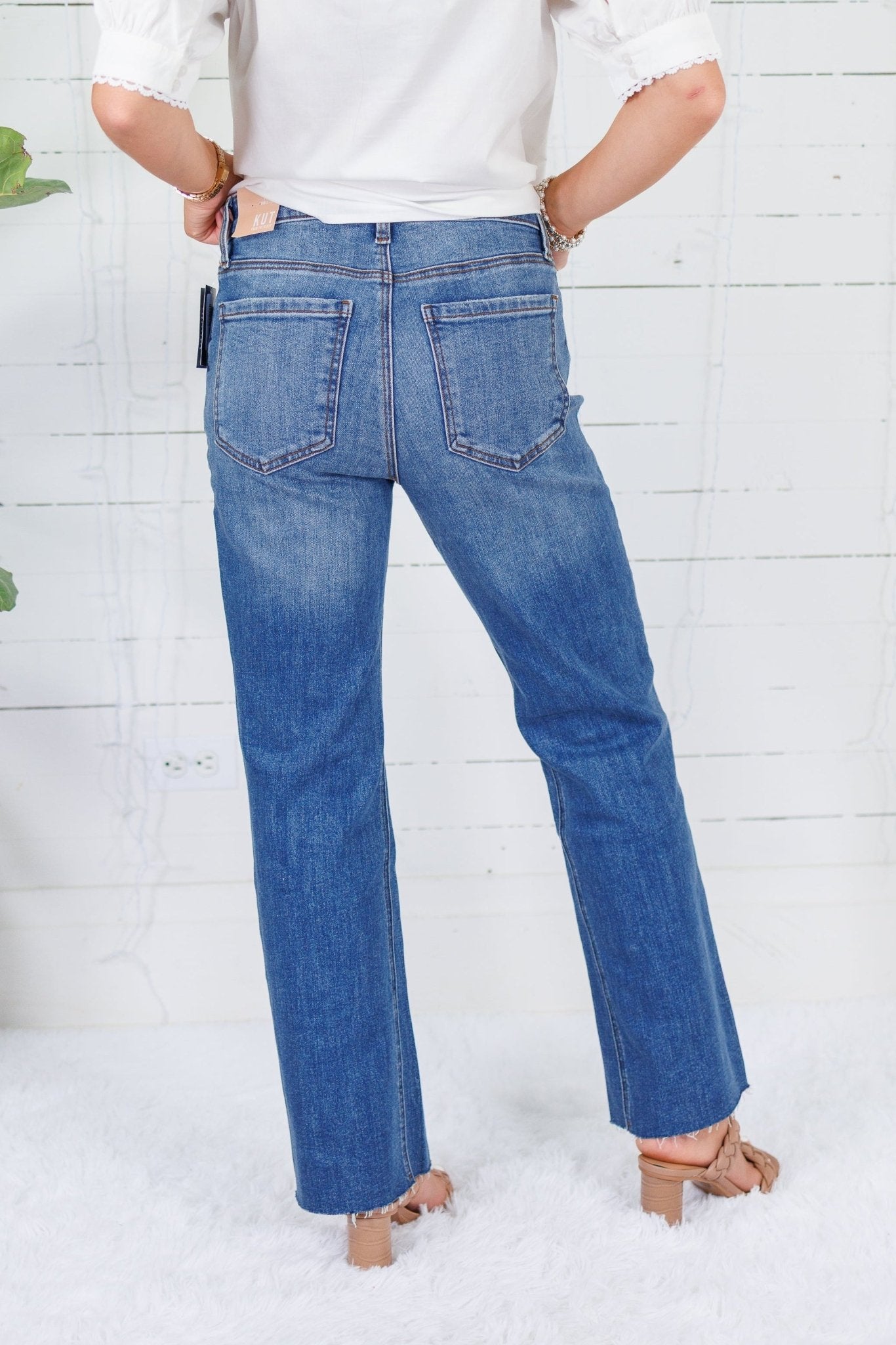 Kelsey Wonderful Wash High Rise Ankle Flare Jean KUT