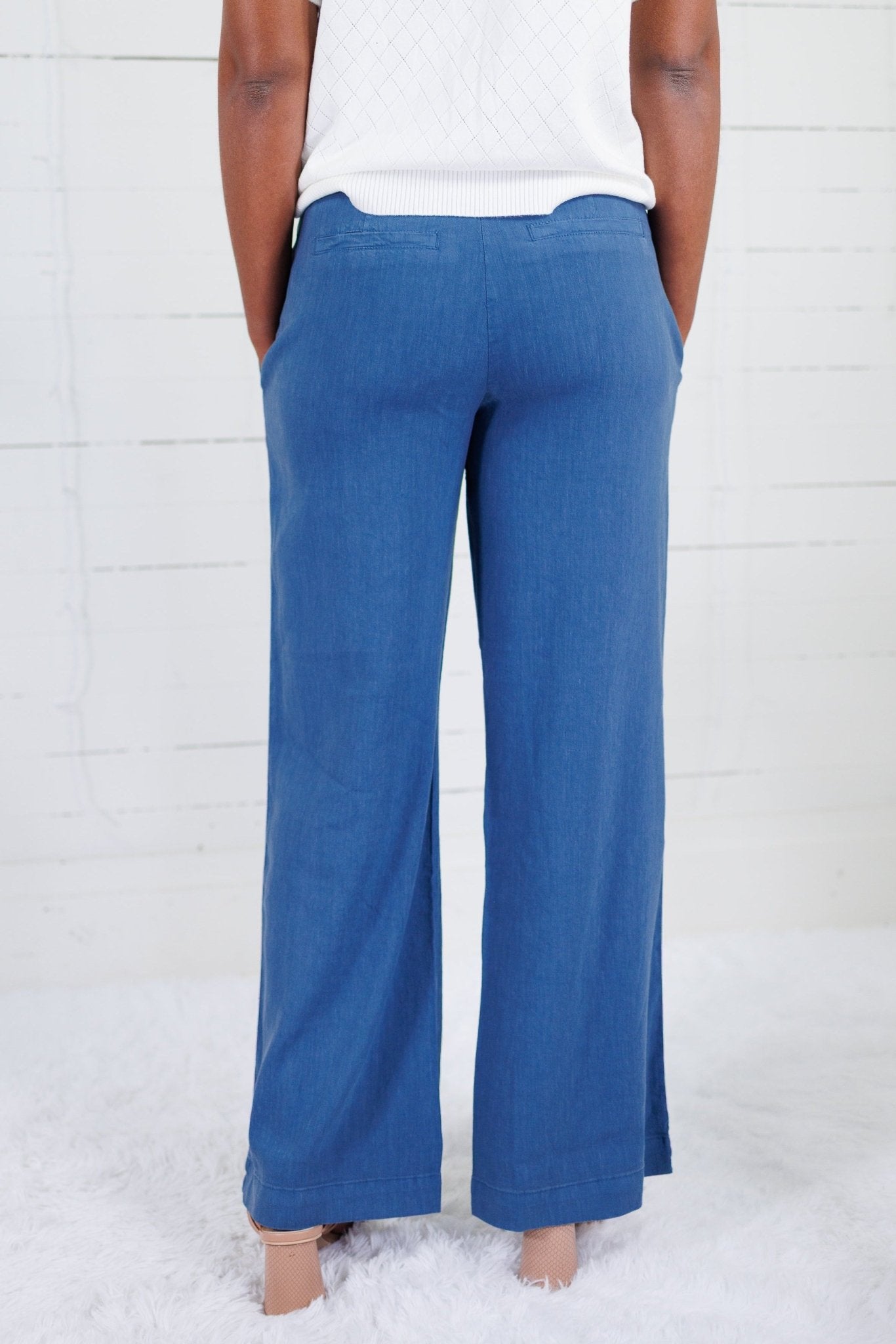 Meg Coastal Blue Linen Wide Leg Pant KUT