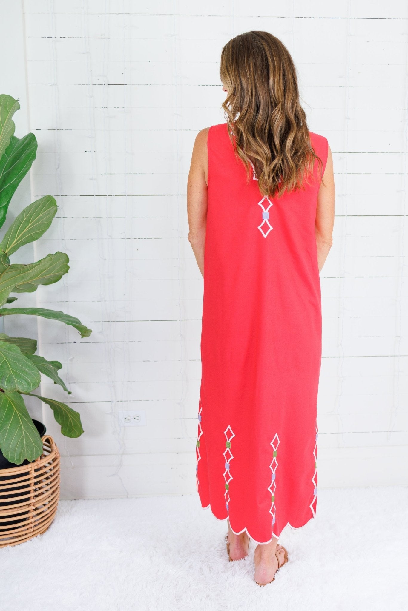 Moscow Coral Embroidered Scallop Dress Karlie 