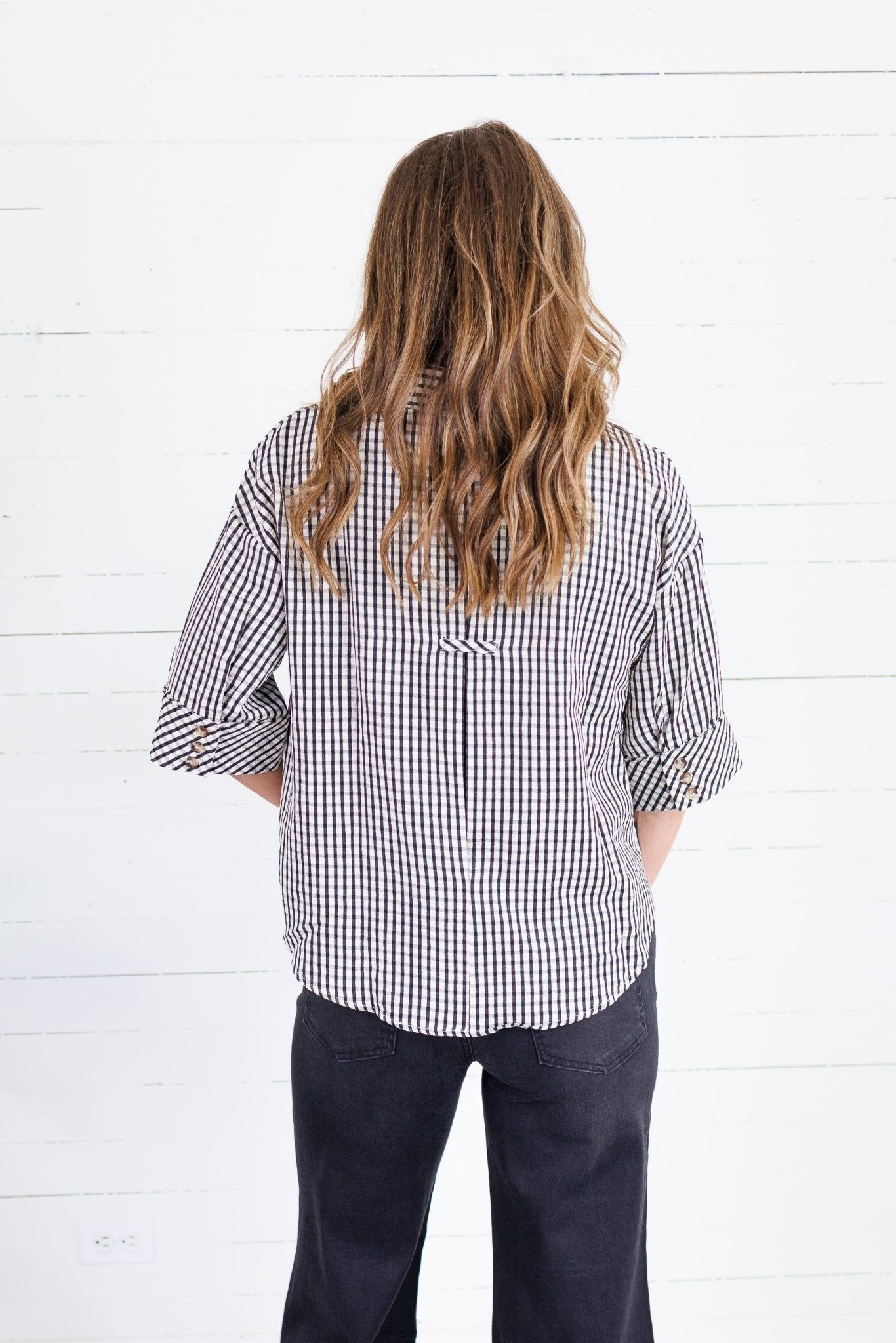 Nealy Black Check Top Entro