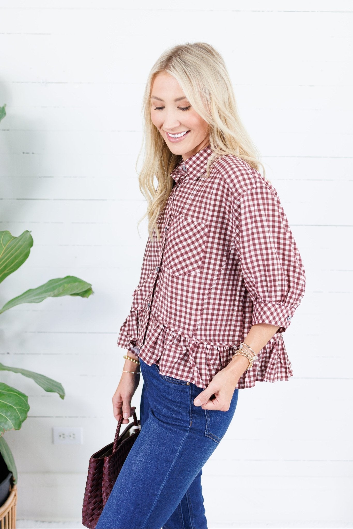 Oshkin Red Beans Gingham Flounce Hem Top Entro
