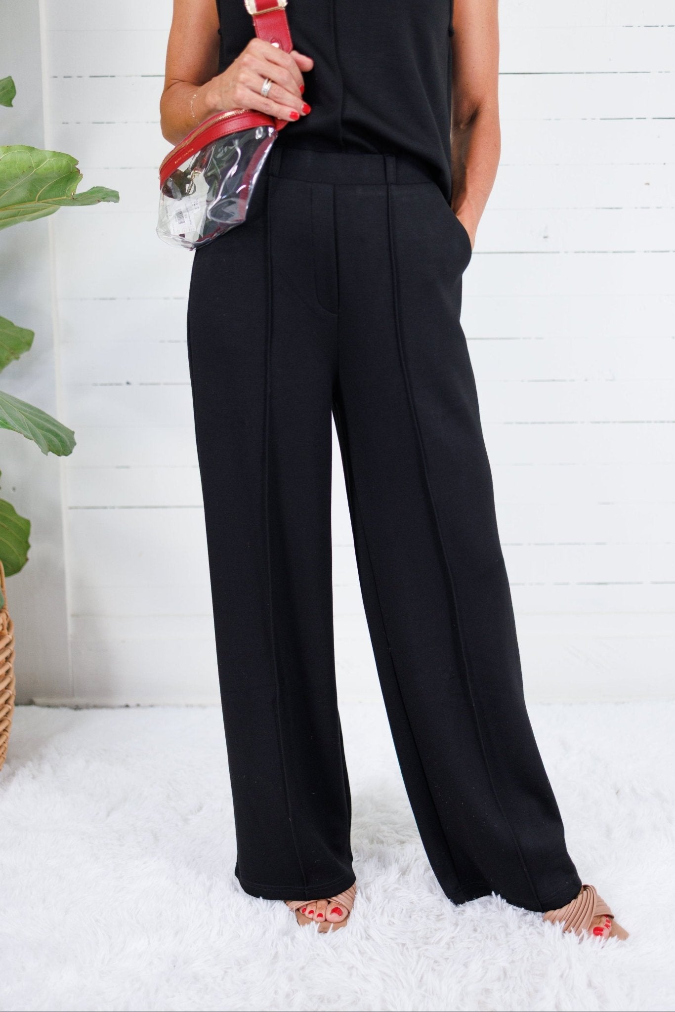 Pippa Black Scuba Wide Leg Pants Entro