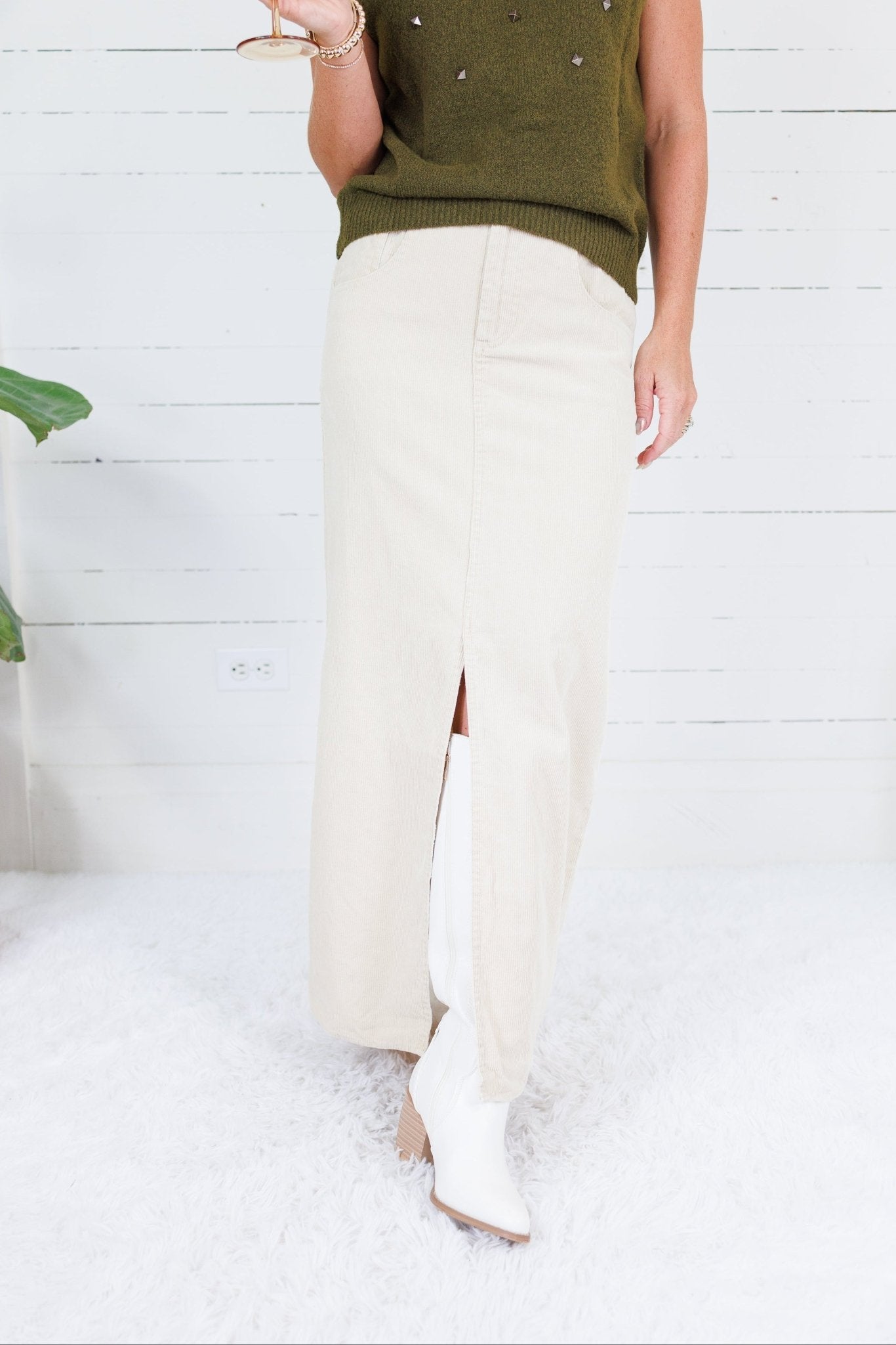 Pitzing Snow Wash Corduroy Maxi Skirt Hem & Thread