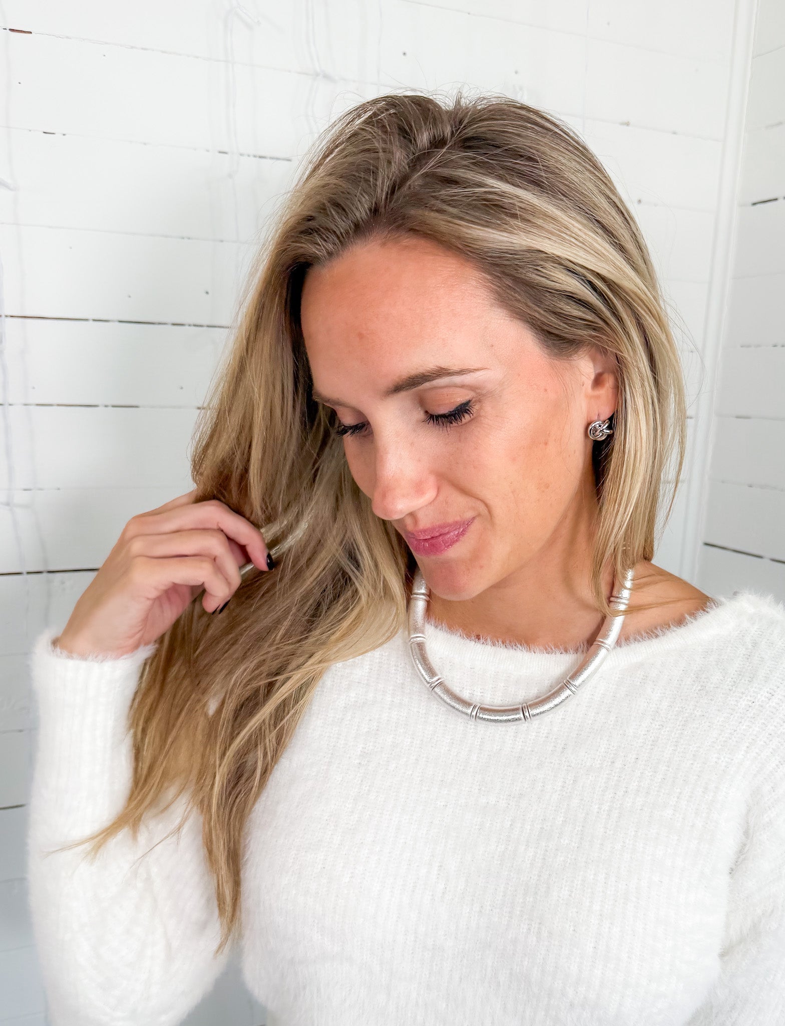 Shabel Textured Metal Statement Necklace - A3 Accessories - Jewelry - Clover + Bee