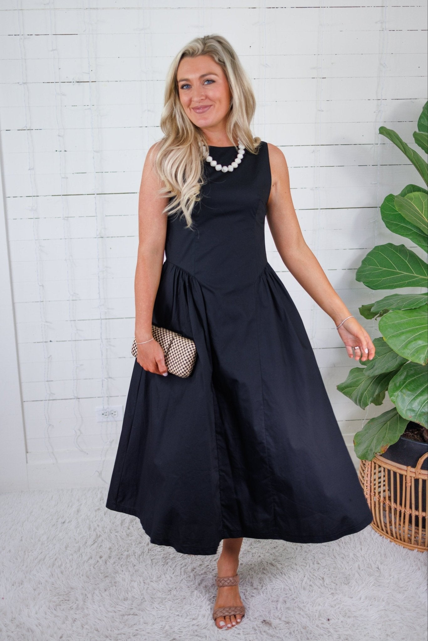Shaw Black Sleeveless Midi Dress THML
