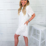 Soft Eyelet Shift Dress Entro