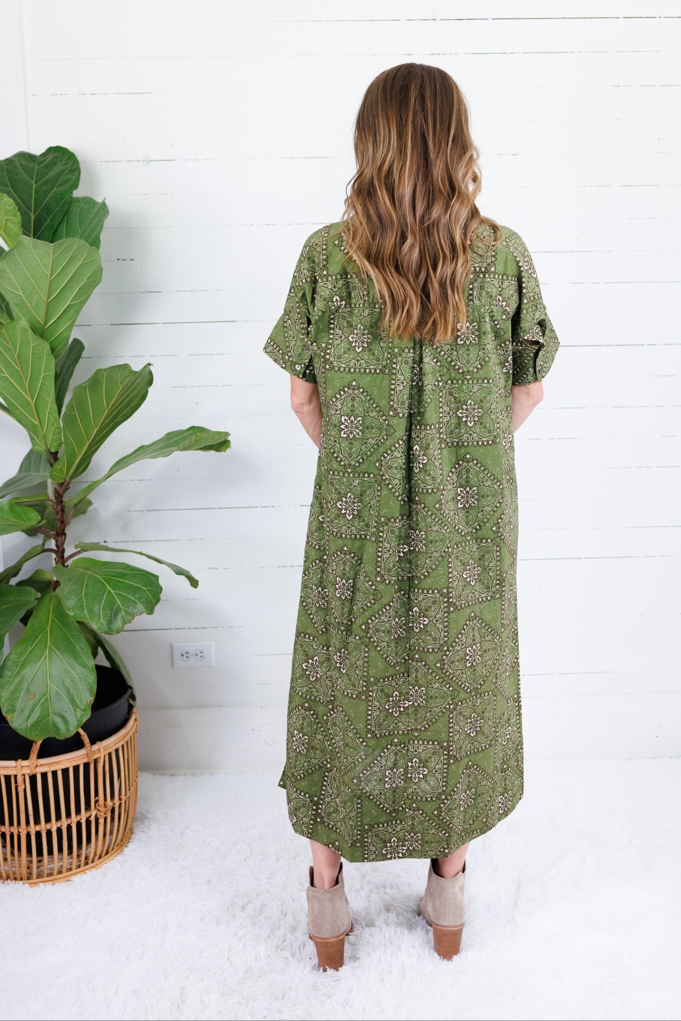Sullivan Olive Bandana Maxi Dress Entro