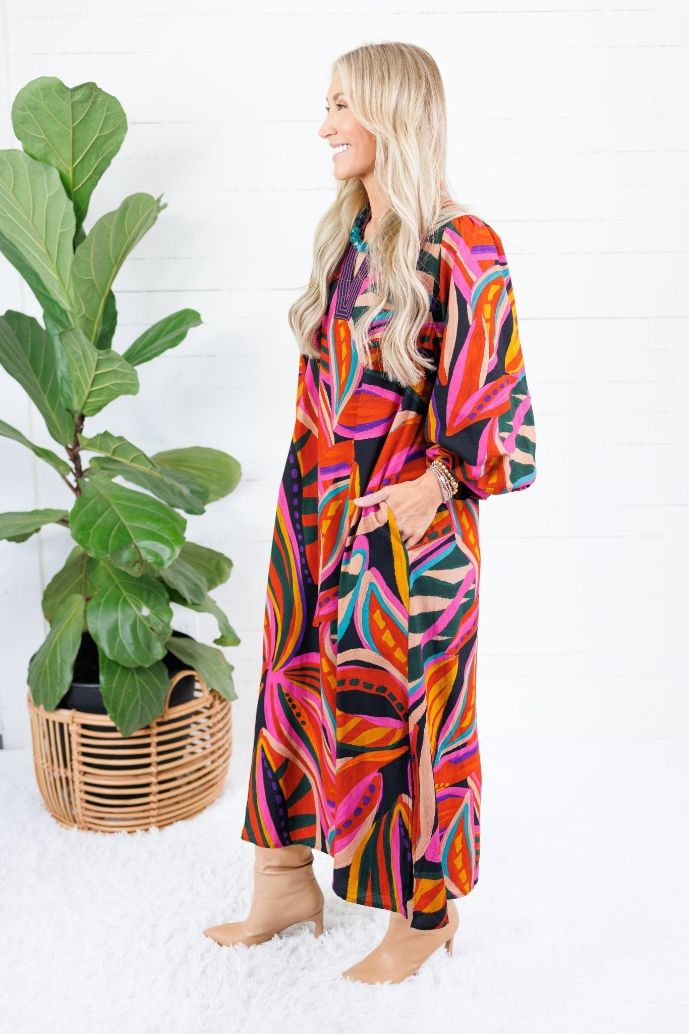 Thornton Black Swirl Abstract Maxi Dress Jodifl