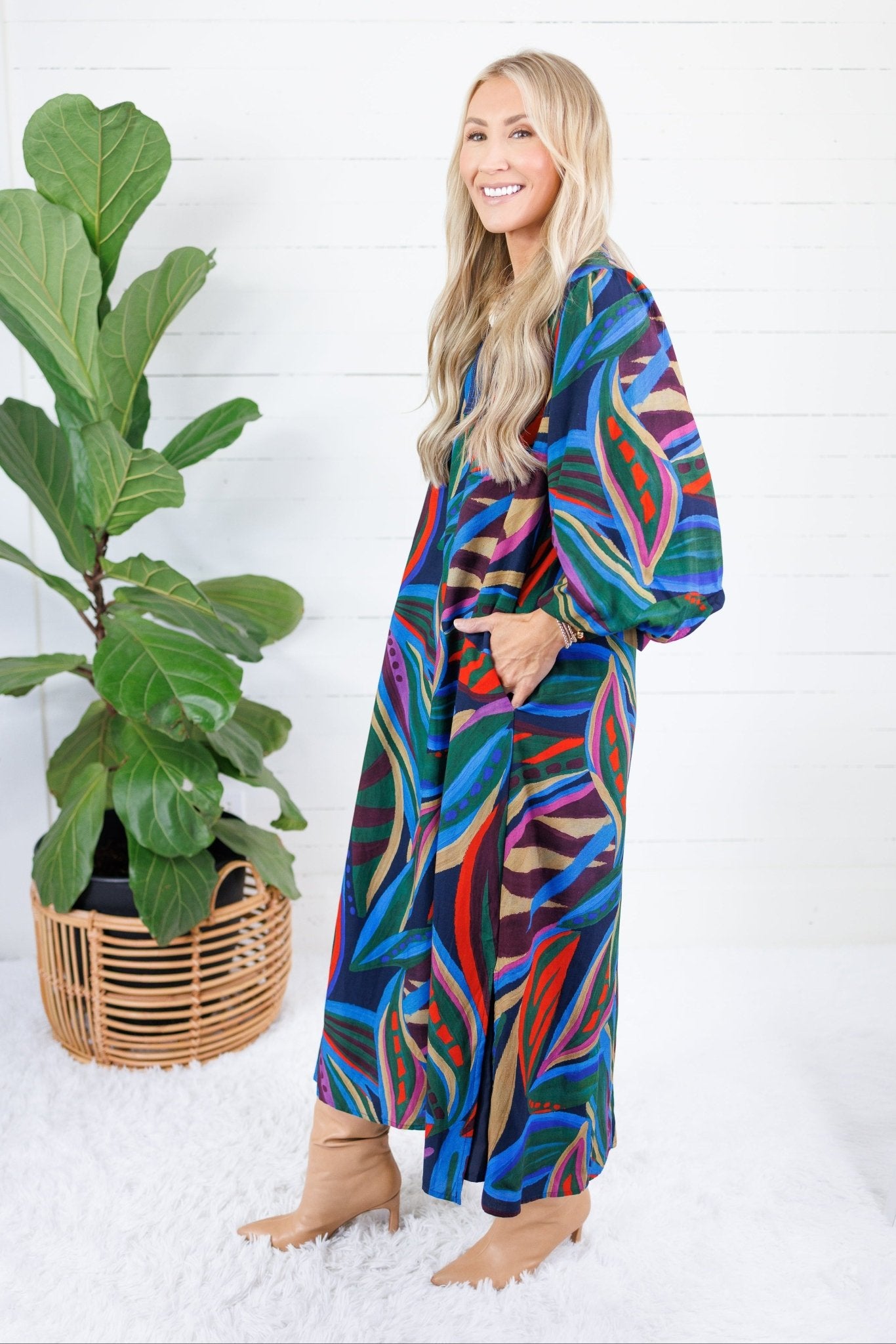 Thornton Navy Swirl Abstract Maxi Dress Jodifl