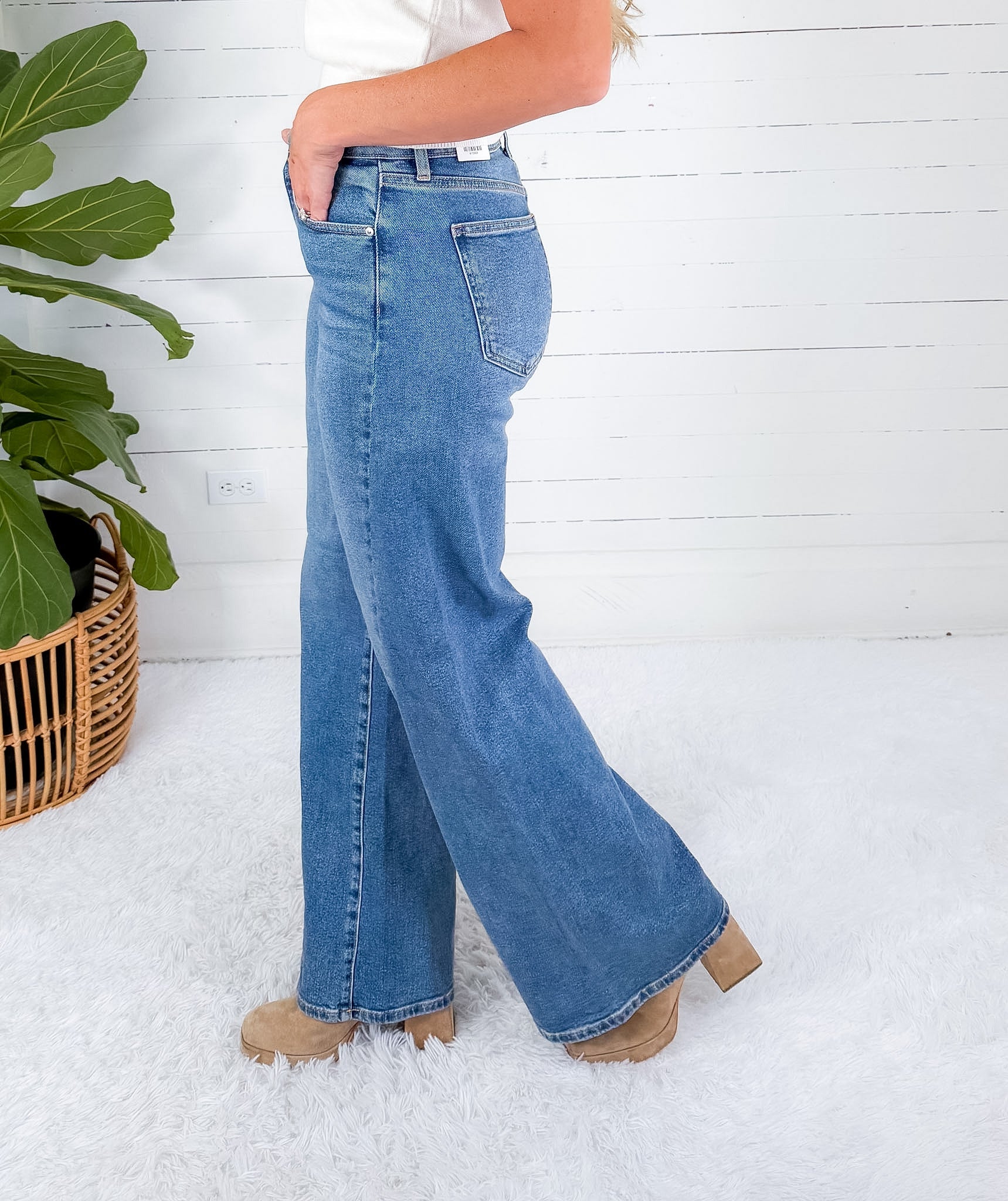 Twisted Seam Wide Leg Denim Jean Just Black Denim