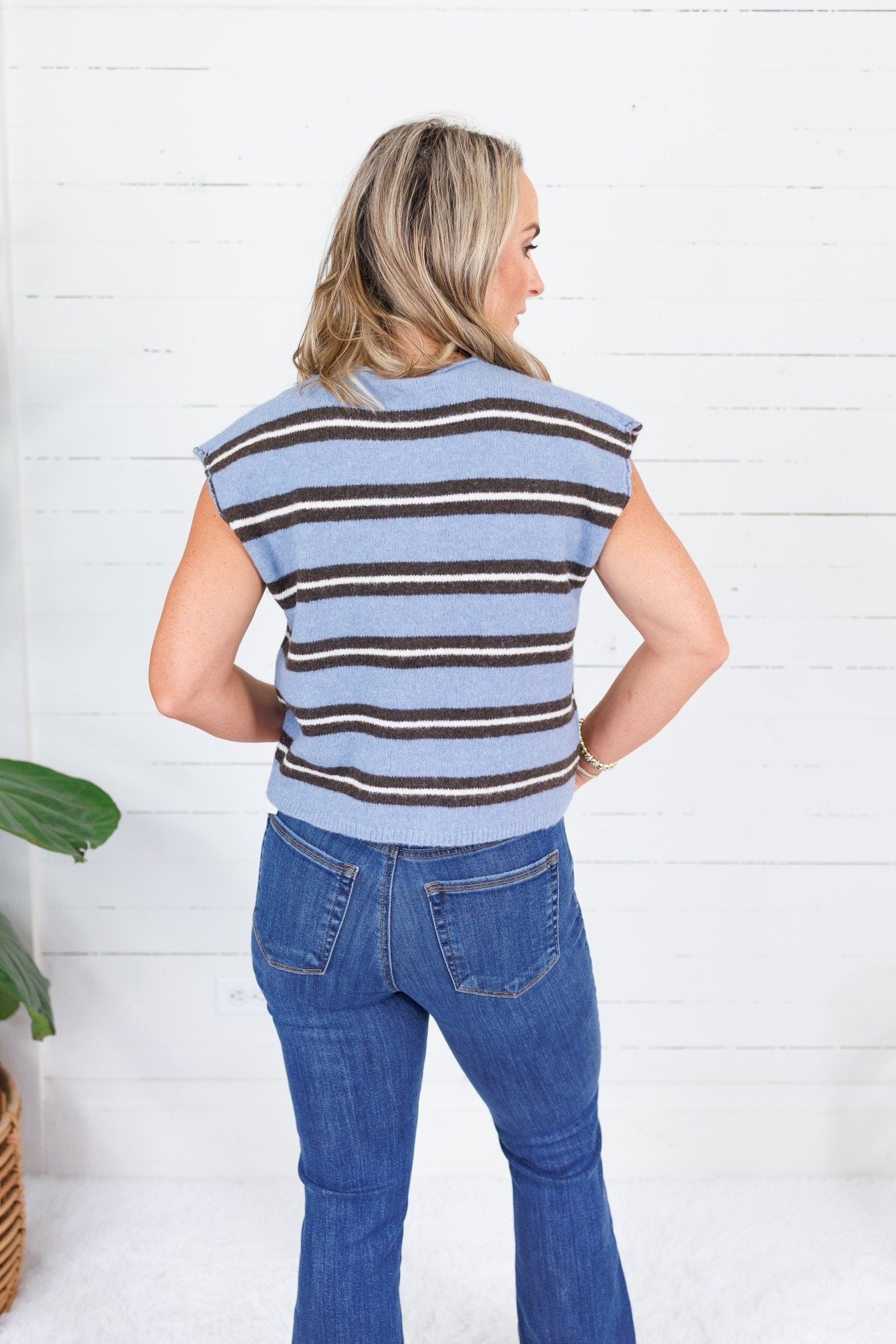 Victoria Light Blue Stripe Sweater Entro