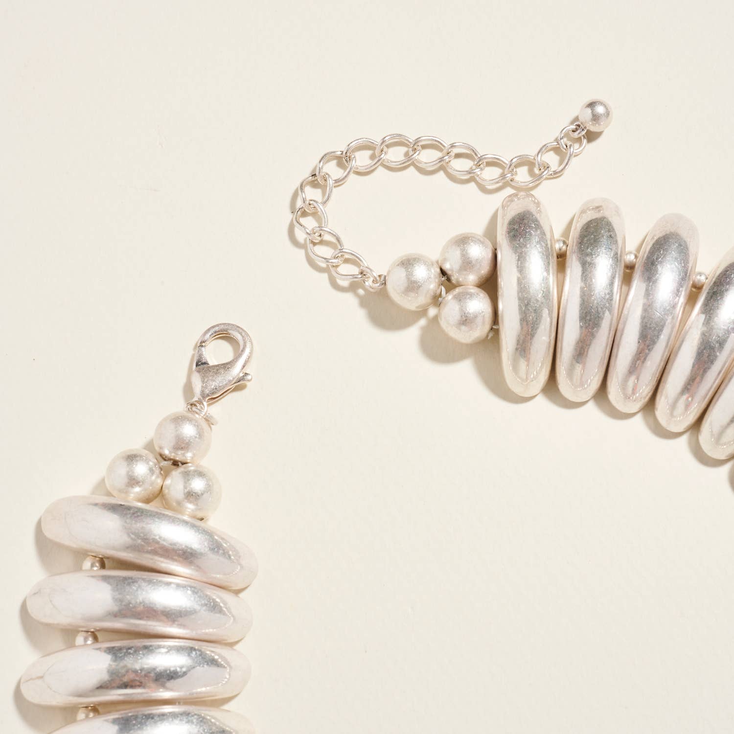Vintage Brushed Silver Cob Domed Short Necklace - A3 Accessories - Jewelry - Clover + Bee