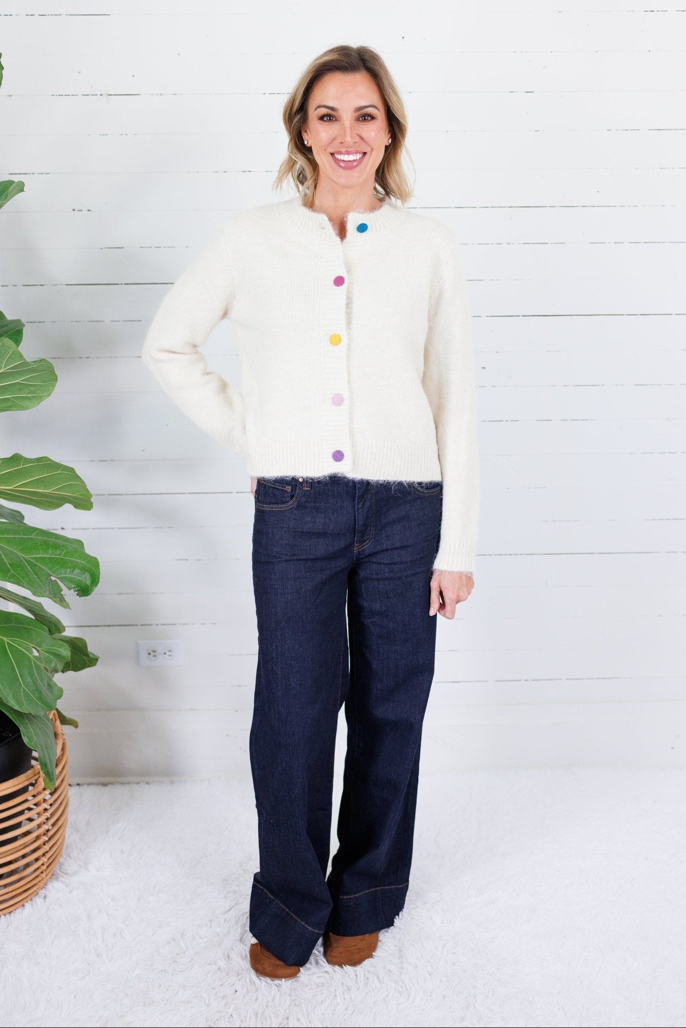 Wagner Cream + Colored Buttons Cardigan Compania Fantastica