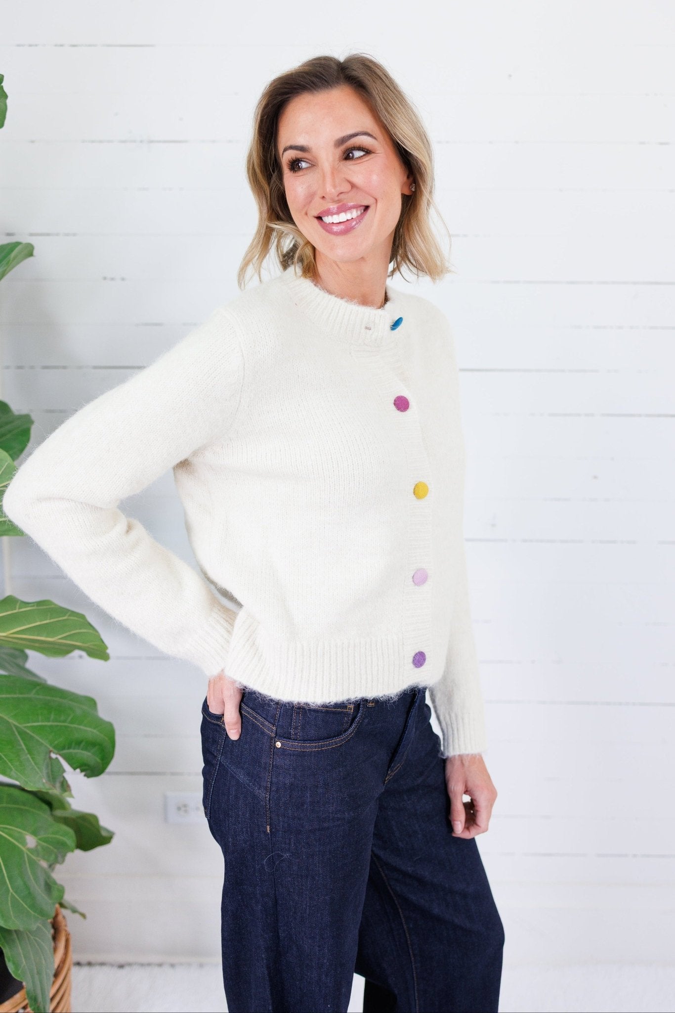 Wagner Cream + Colored Buttons Cardigan Compania Fantastica